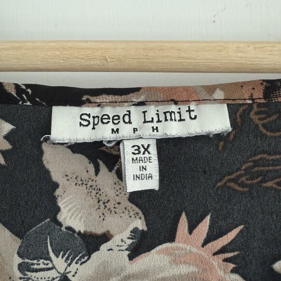 Speed Limit Womens Black Brown Floral 1/4 Zip V Neck Size 3XL Workwear Capsule - Picture 6 of 8